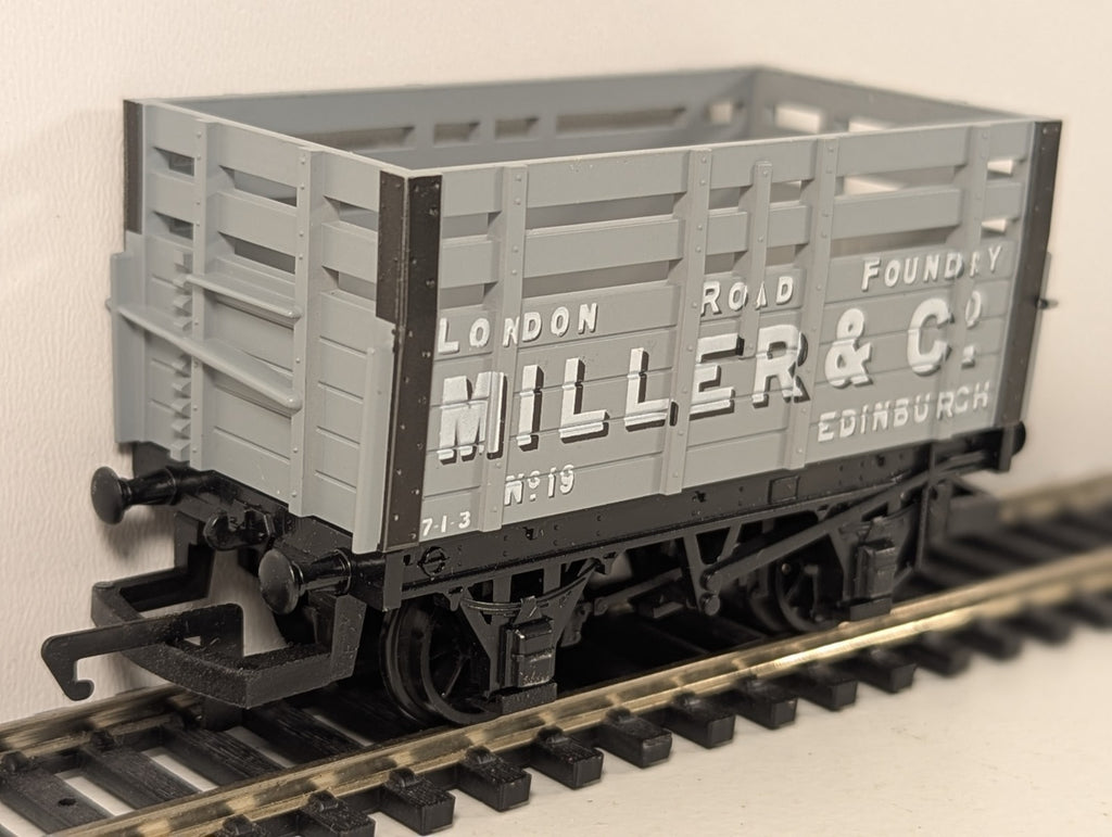 Hornby OO Gauge R6063 Miller & Co Coke Wagon 713