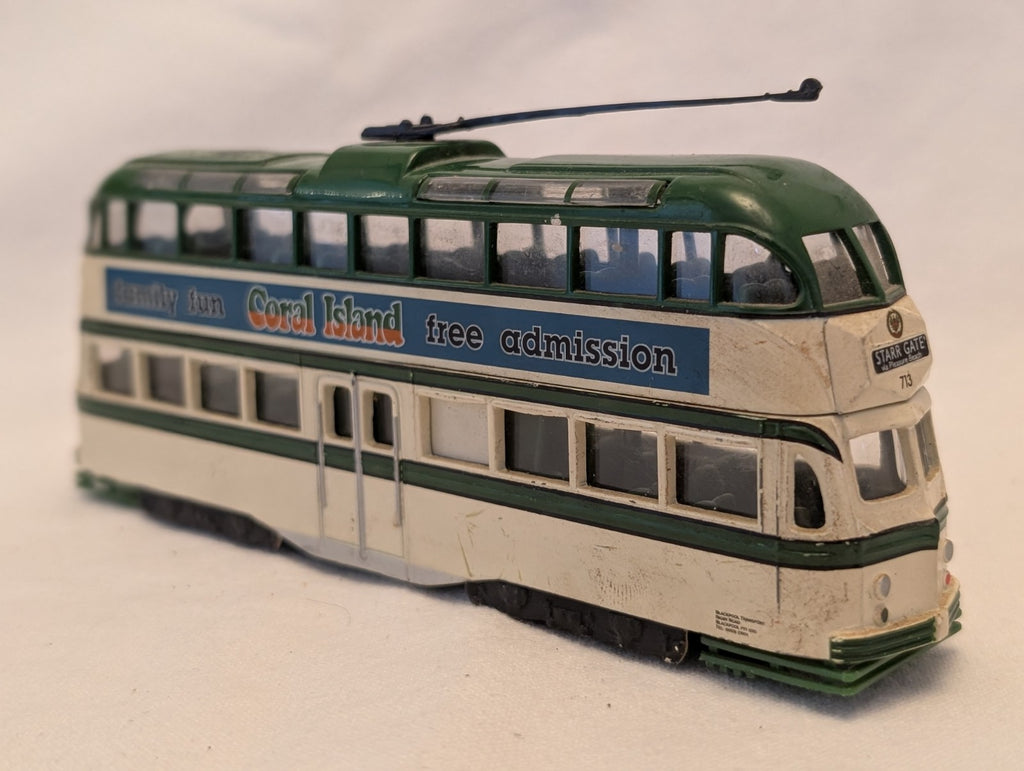 Corgi 1:76 Blackpool Balloon Tram 713