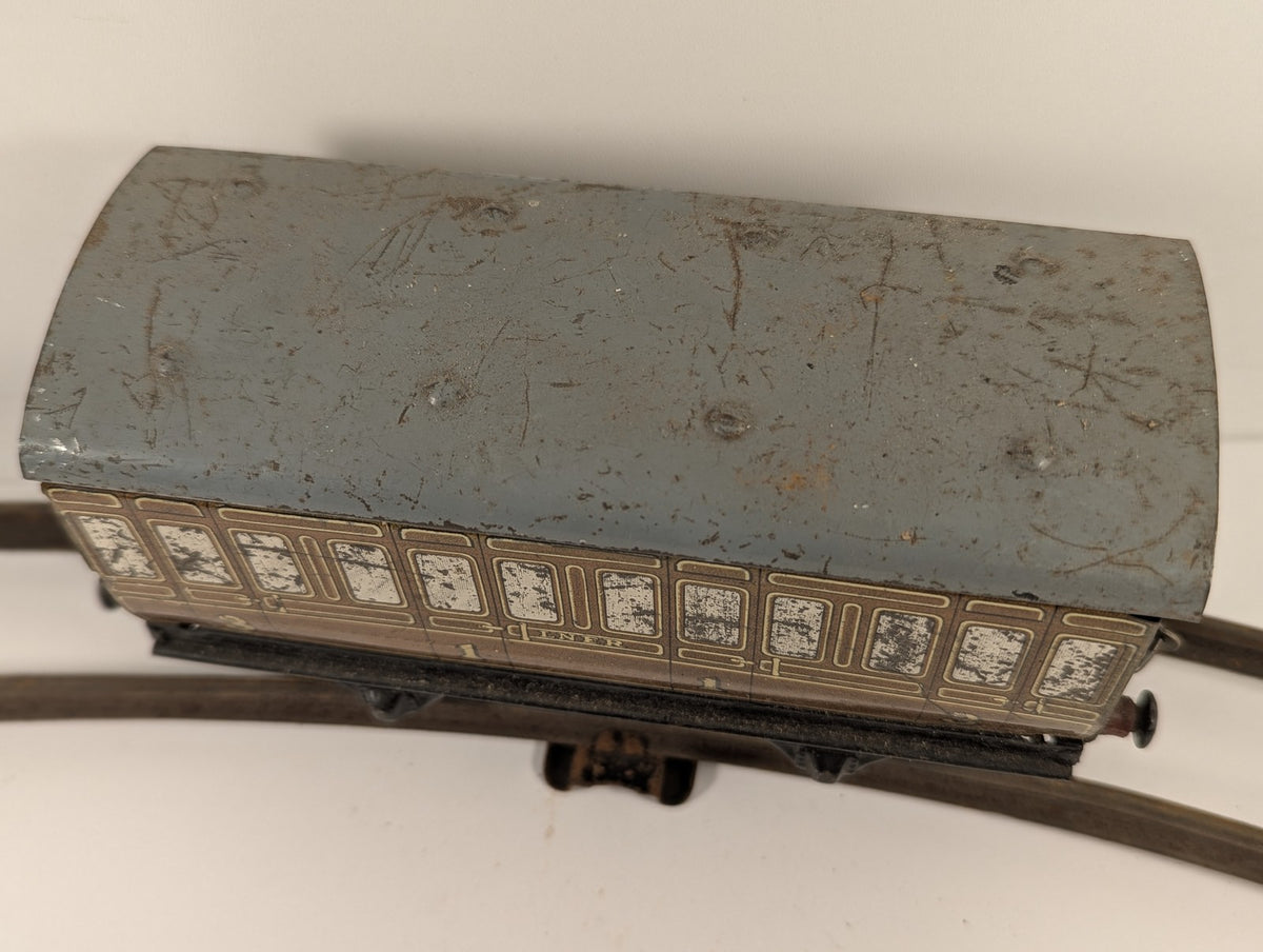 Hornby O Gauge No. 1 Passenger Coach LNER Teak