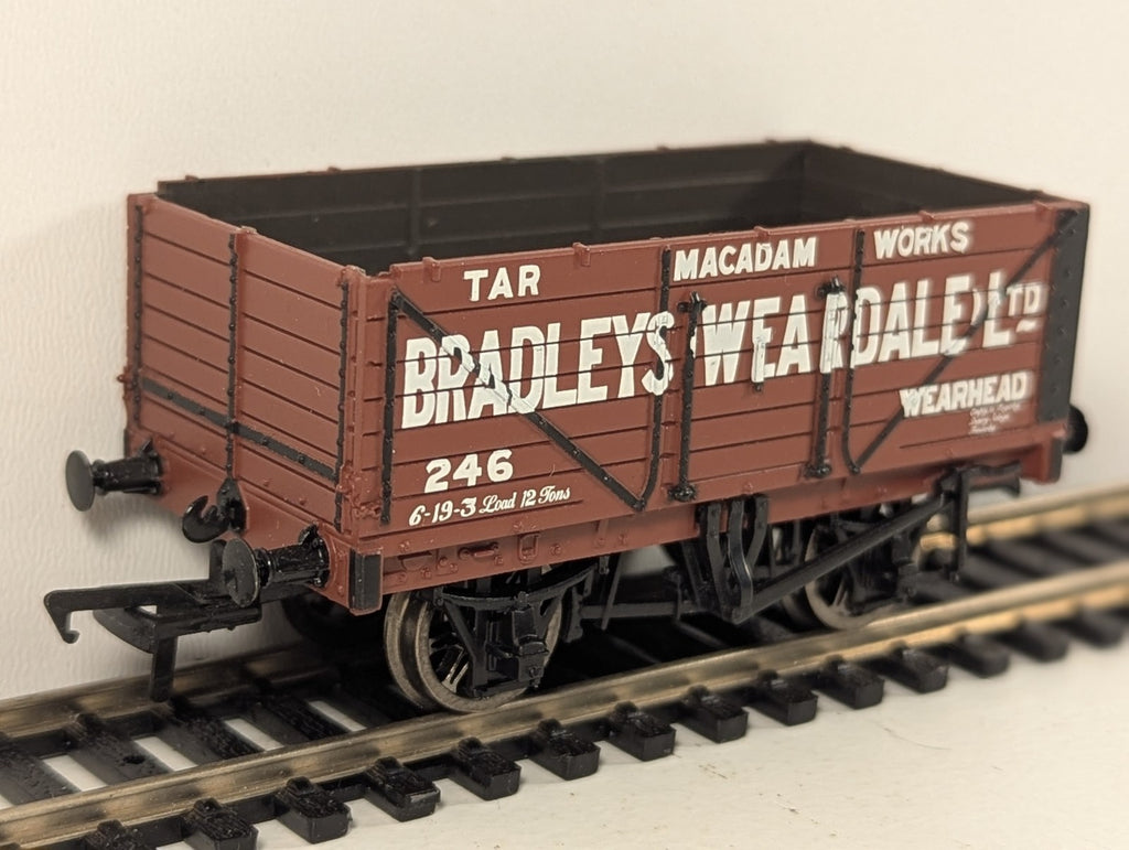 Bachmann 37-083 OO Gauge 7 Plank End Door Wagon Bradleys Weardale Ltd