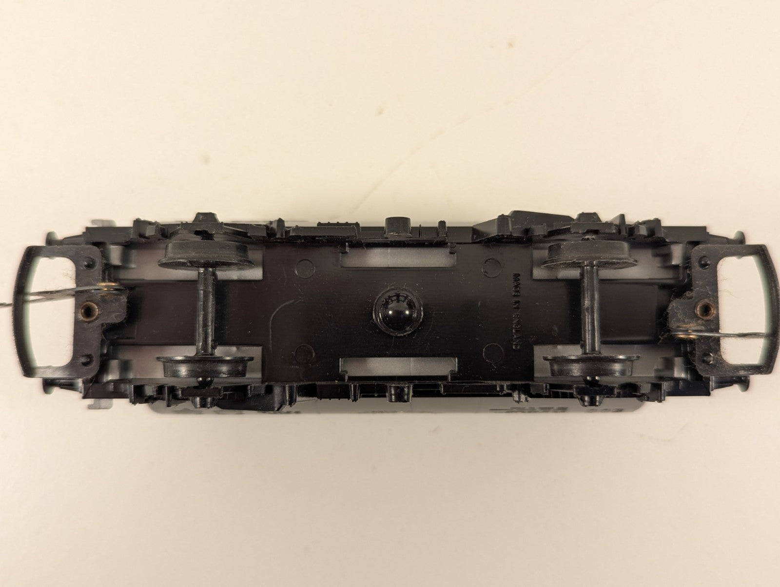 Hornby OO Gauge Silver 20 Ton Tank Wagon