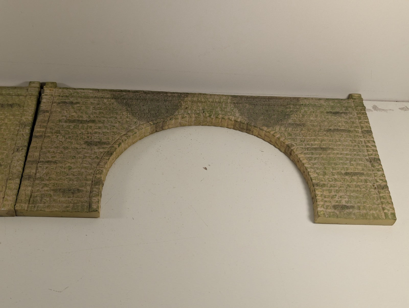 Hornby Skaledale R8511 OO Gauge Stone Tunnel Portals