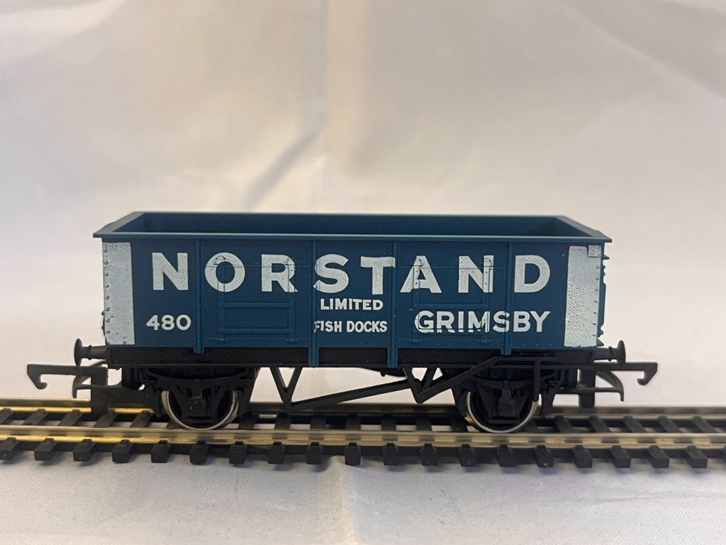 Hornby R220 OO Gauge Norstand Grimsby Steel Sided Open Wagon Boxed