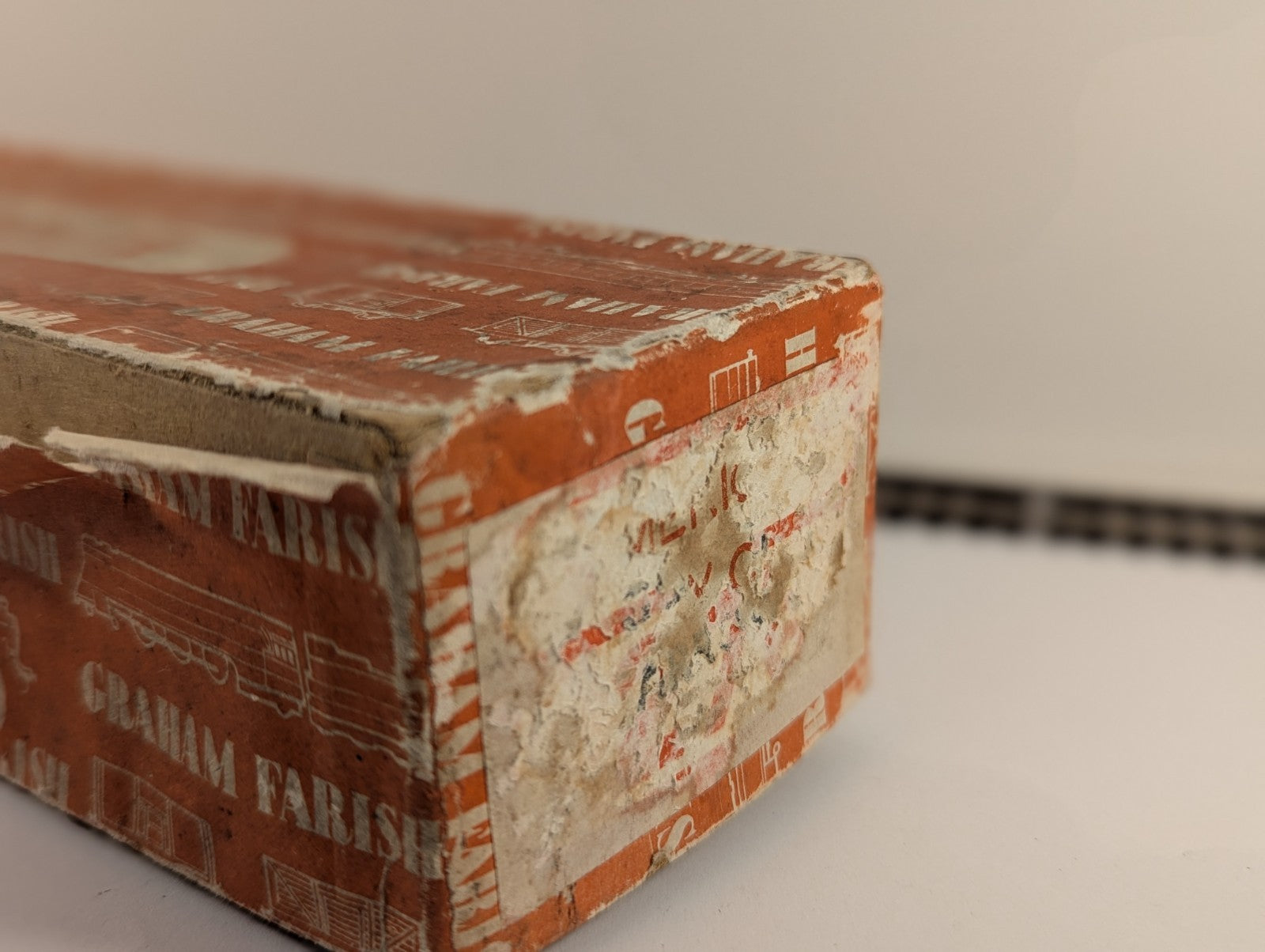 Graham Farish OO Gauge Pullman Coach Iolanthe Boxed
