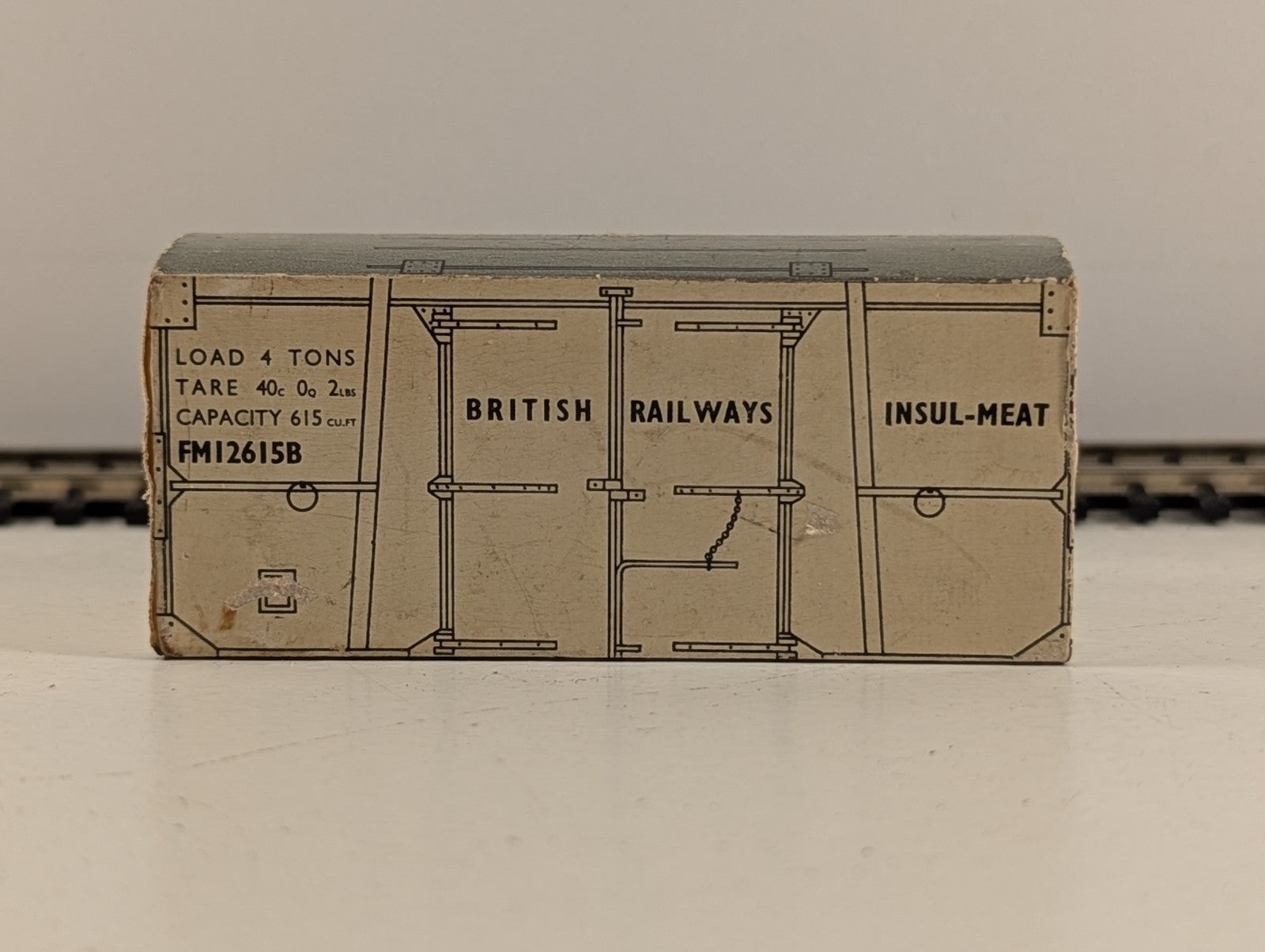 Hornby Dublo 32945 OO Gauge White Insulated Meat Container - Boxed