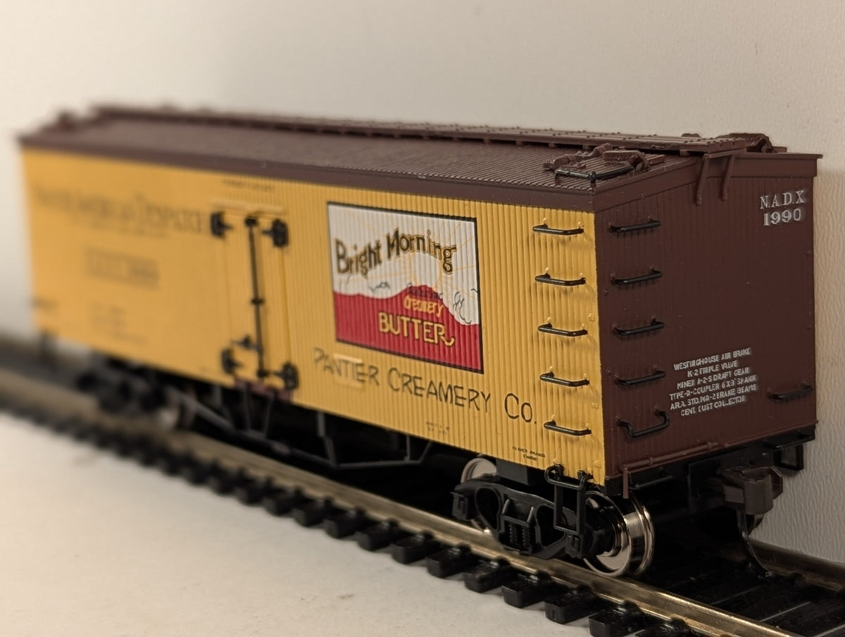 Atlas HO Gauge 40ft Wood Refrigerator Car Pantier Creamery Co. Goods Wagon 1990