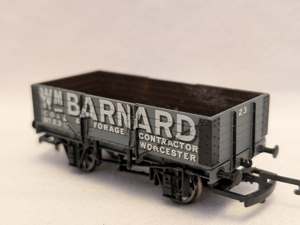 Hornby OO Gauge Wm Barnard 5 Plank Open Wagon Goods Wagon 23 Wm