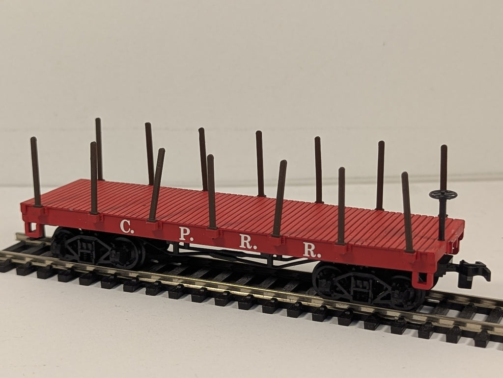 Bachmann HO Gauge 34' Old Time Flat Car Goods Wagon C.P.R.R. Red 72424