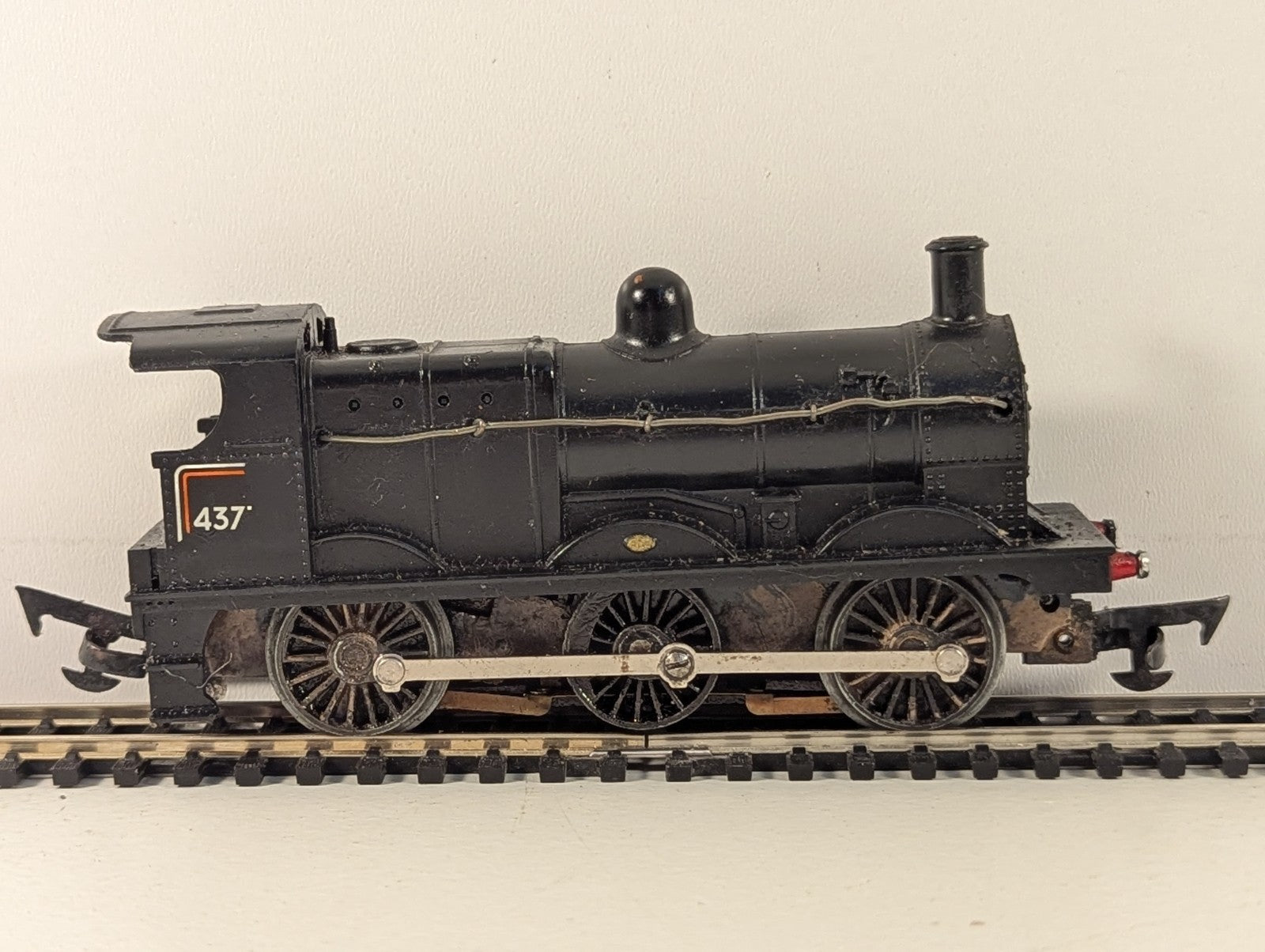 Tri-ang R251 OO Gauge BR Class 3F 0-6-0 Steam Locomotive - Spares/Repairs