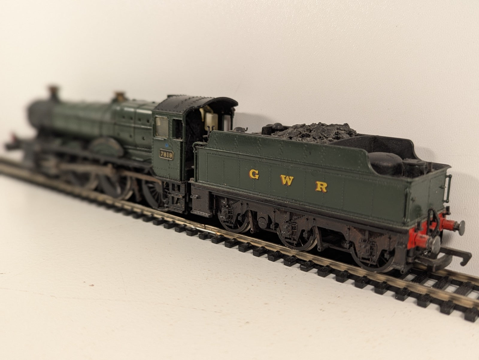 Bachmann GWR Manor Class Locomotive GWR Unlined Green