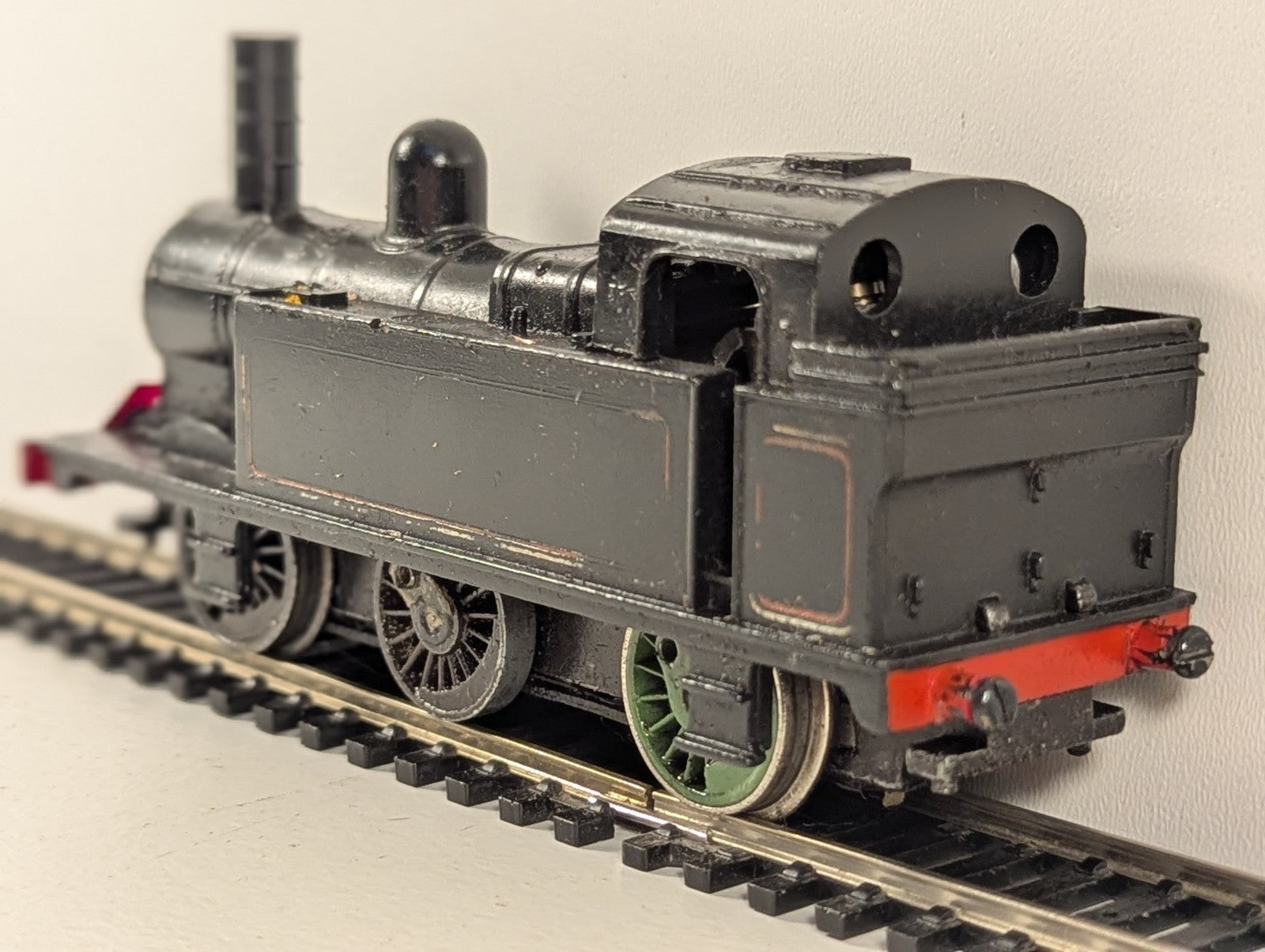 Tri-ang R52 OO Gauge BR Class 3F "Jinty" 0-6-0T Tank Locomotive - Spares/Repairs