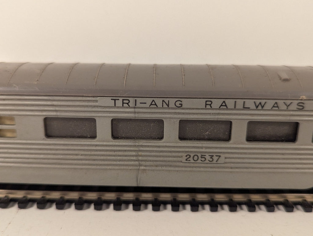 Tri-ang OO Gauge R125 Transcontinental Observation Car