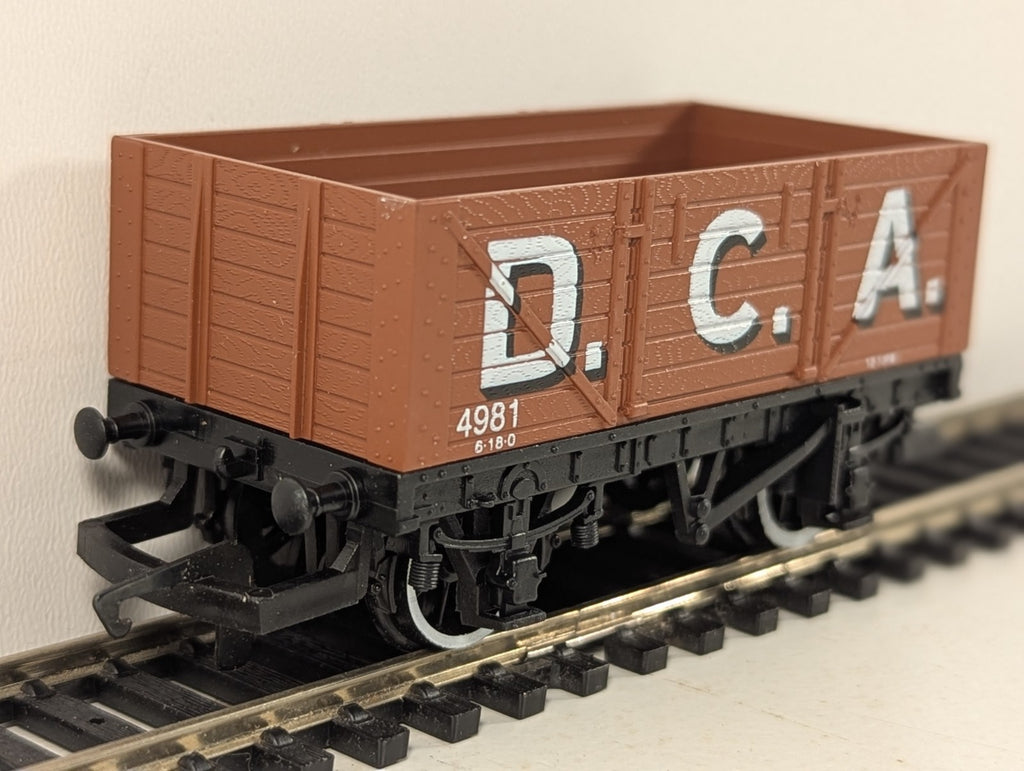 Hornby  R036 DCA Open Wagon Goods Wagon 4981 D.C.A. Brown