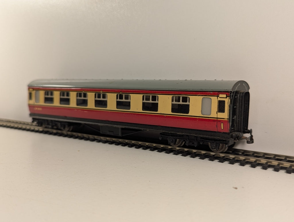 Hornby Dublo 32017 OO Gauge LMR D12 Corridor Coach - Boxed
