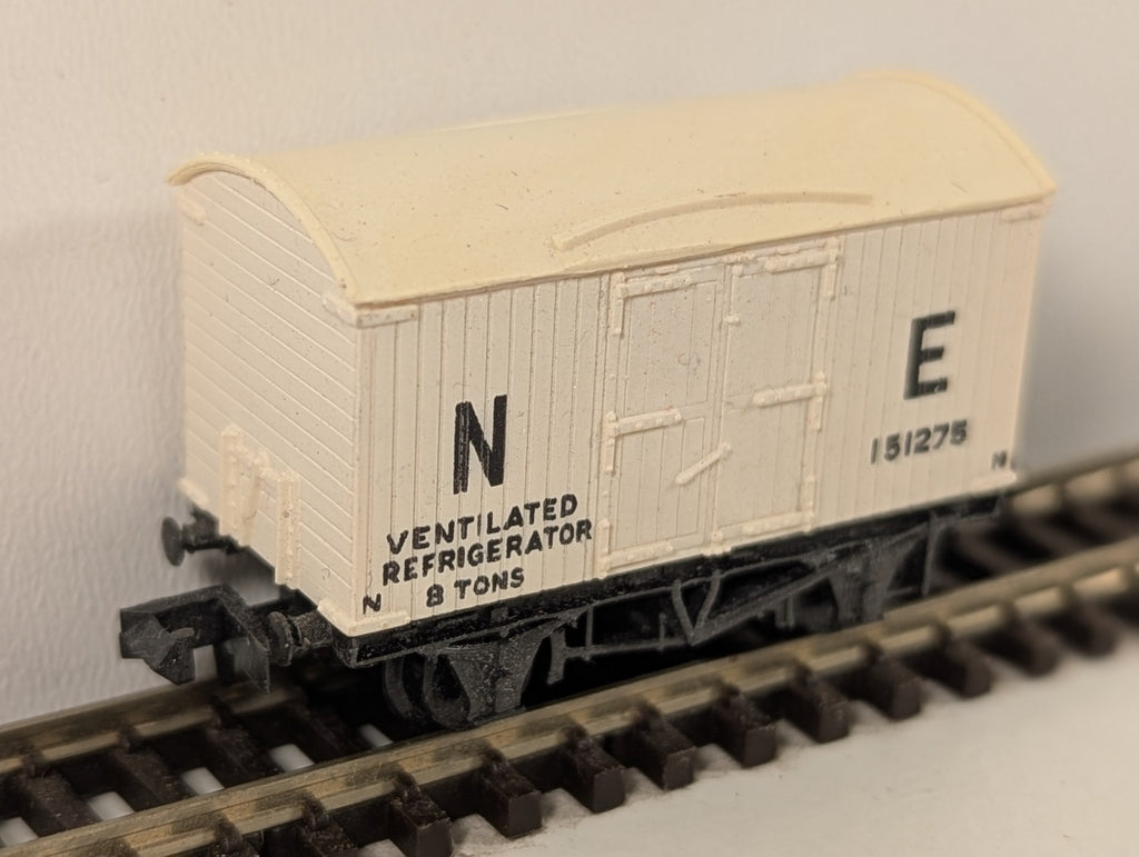 Peco N Gauge NE Refrigerator Van