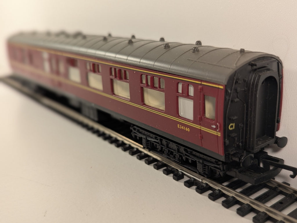 Hornby R1007 BSK Mk1 Corridor Brake 2nd E34160 BR Maroon