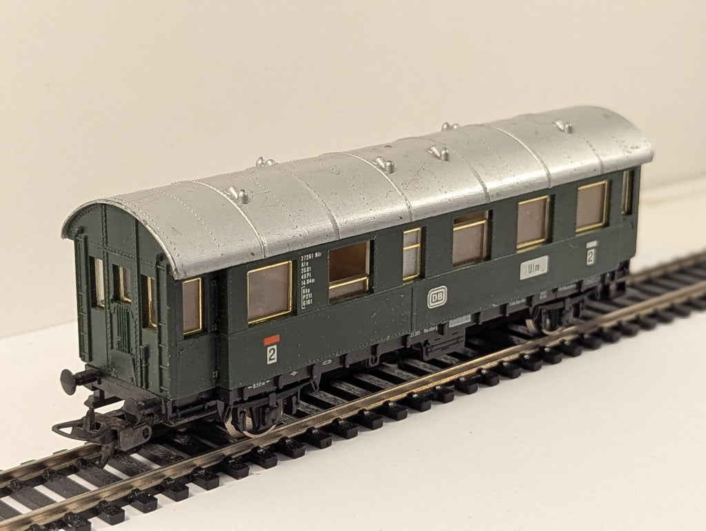 Lima 309153 HO Gauge 2nd Class Passenger Coach