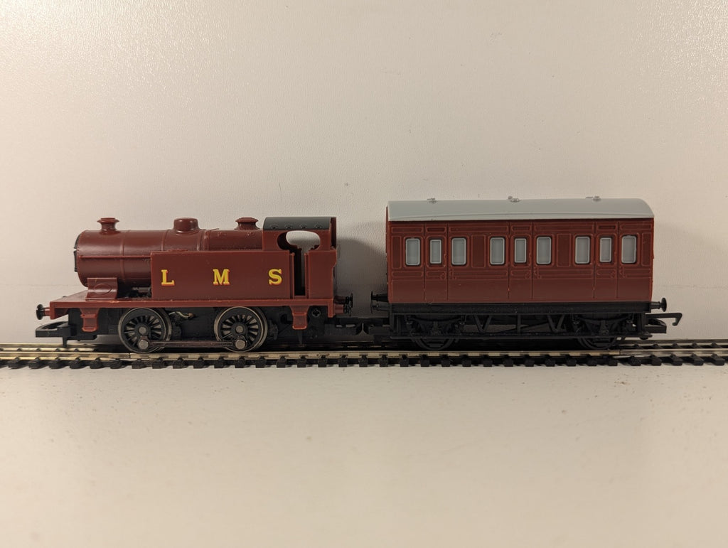 Hornby OO Gauge My First Hornby Battery Operated Train Set LMS R1031