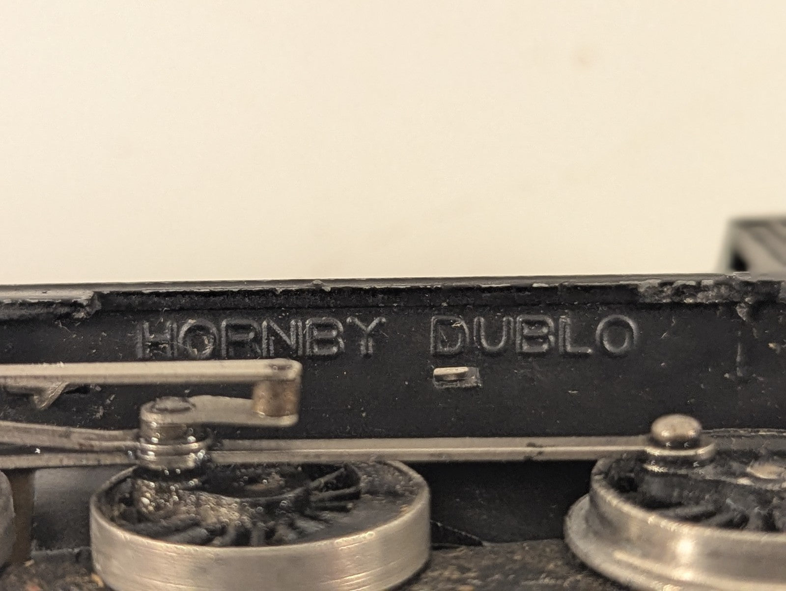 Hornby Dublo OO Gauge Stanier Class 8F 2-8-0 Steam Locomotive 48073