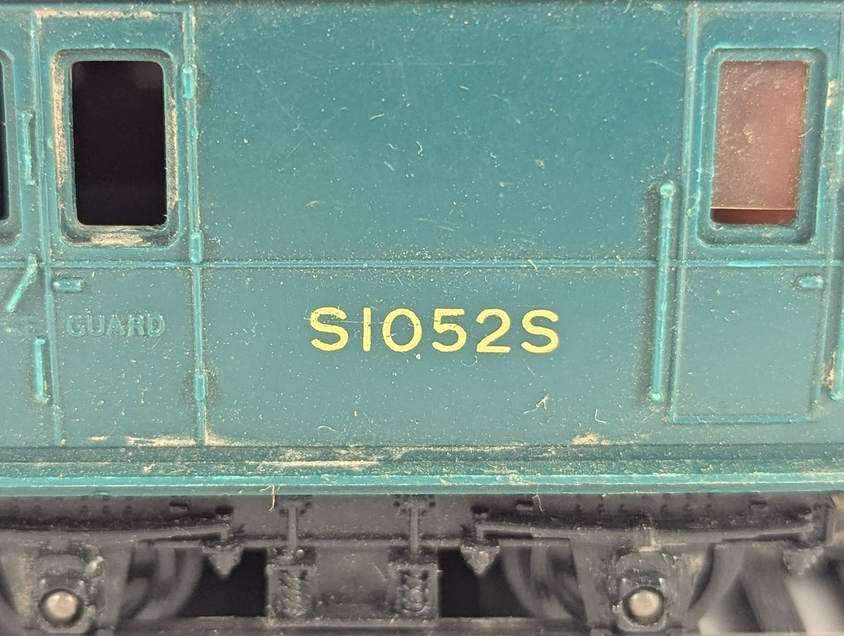 Tri-ang OO Gauge SR EMU S1052S BR Southern Green R226