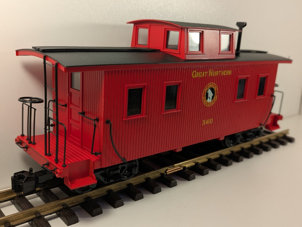 Bachmann 93811 G Scale Great Northern Center Cupola Wood Caboose