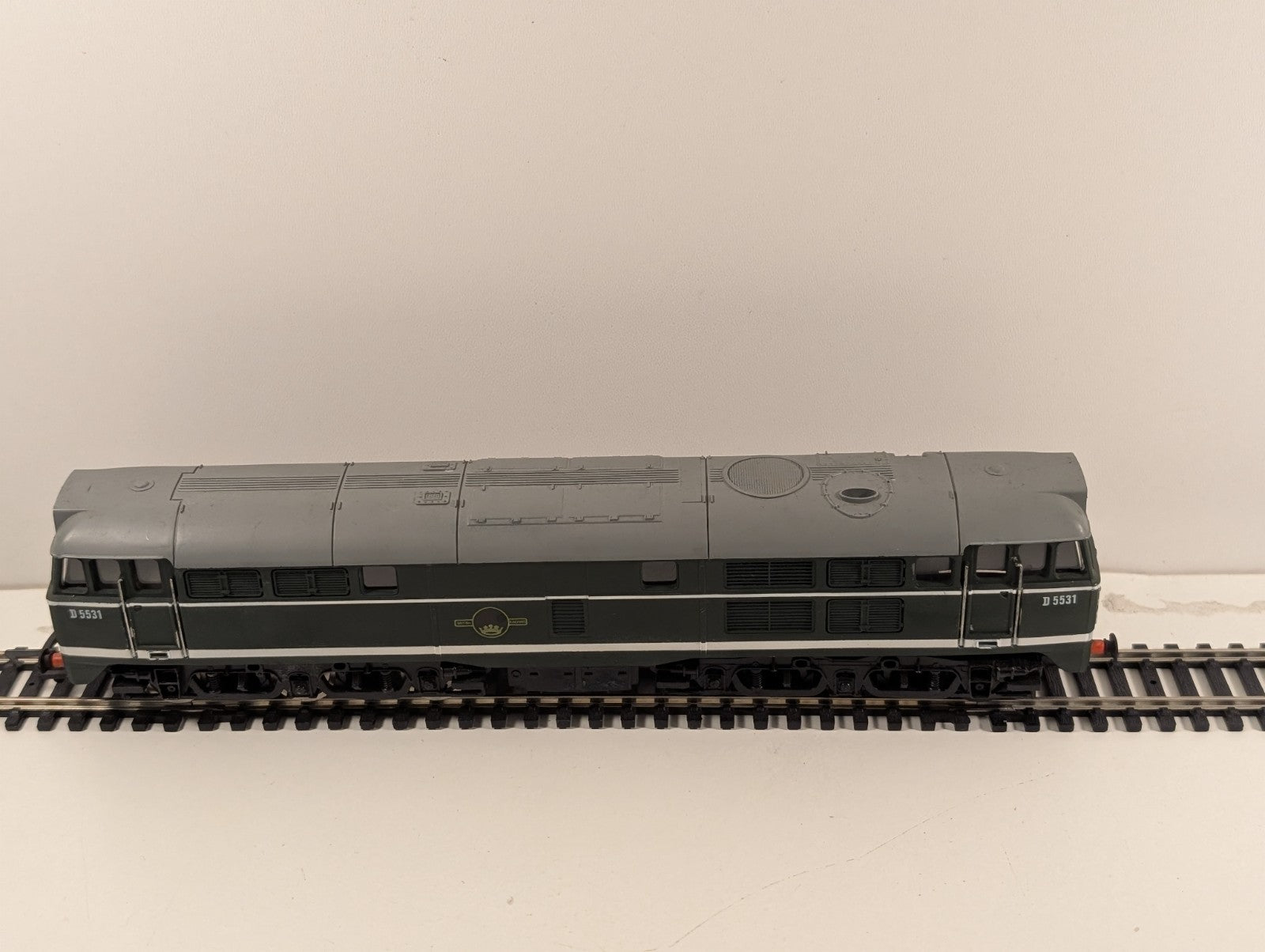 Airfix GMR Class 31 Diesel Locomotive D5531 in BR Green