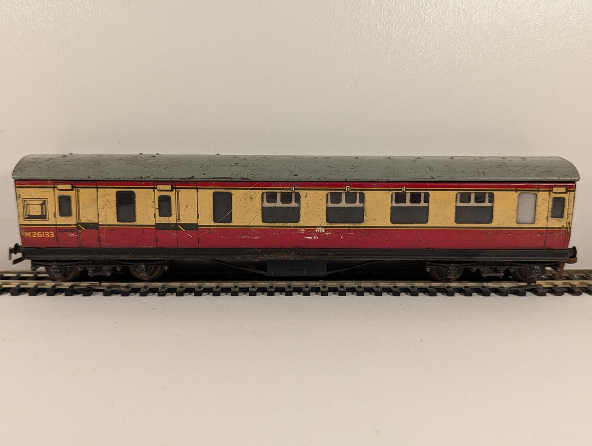 Hornby Dublo OO Gauge BR Corridor Brake Third Coach M26133 Passenger Coach