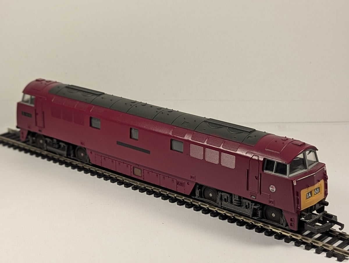 Lima OO Gauge Class 52 Western Gladiator Diesel Locomotive D1016 BR Maroon