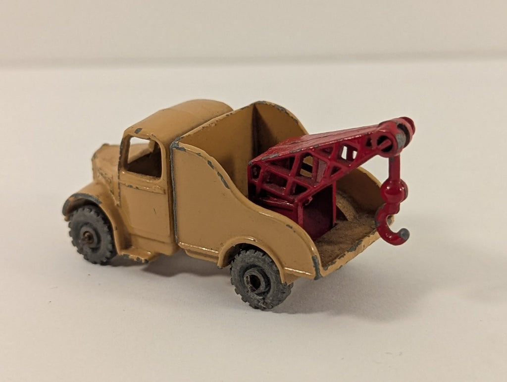 Lesney Matchbox No. 13a Bedford Wreck Truck Tan Red Crane