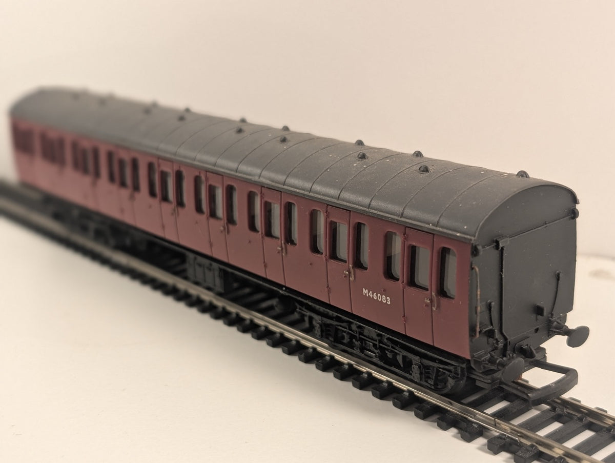 Bachmann Branchline 34-601 57ft BR Mk1 Suburban Coach in BR Crimson