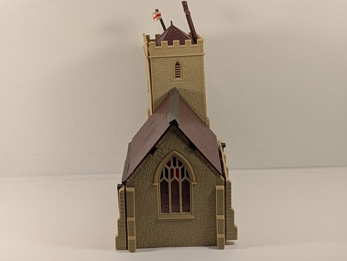 Hornby OO Gauge Country Church Buildings R138