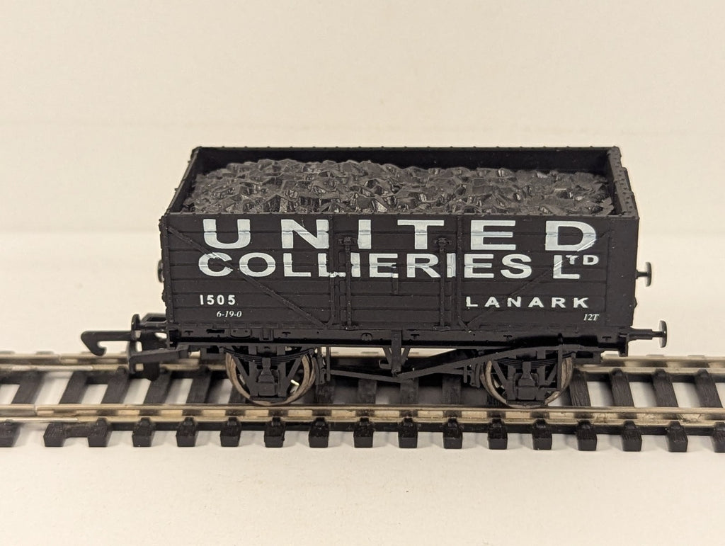Dapol OO Gauge United Collieries Ltd Lanark 7 Plank Wagon Goods Wagon 1505