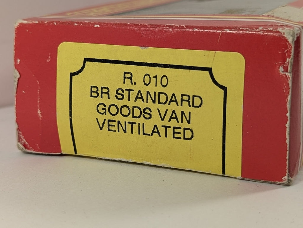 Hornby OO Gauge BR Standard Goods Van Ventilated Goods Wagon B784287 BR Bauxite