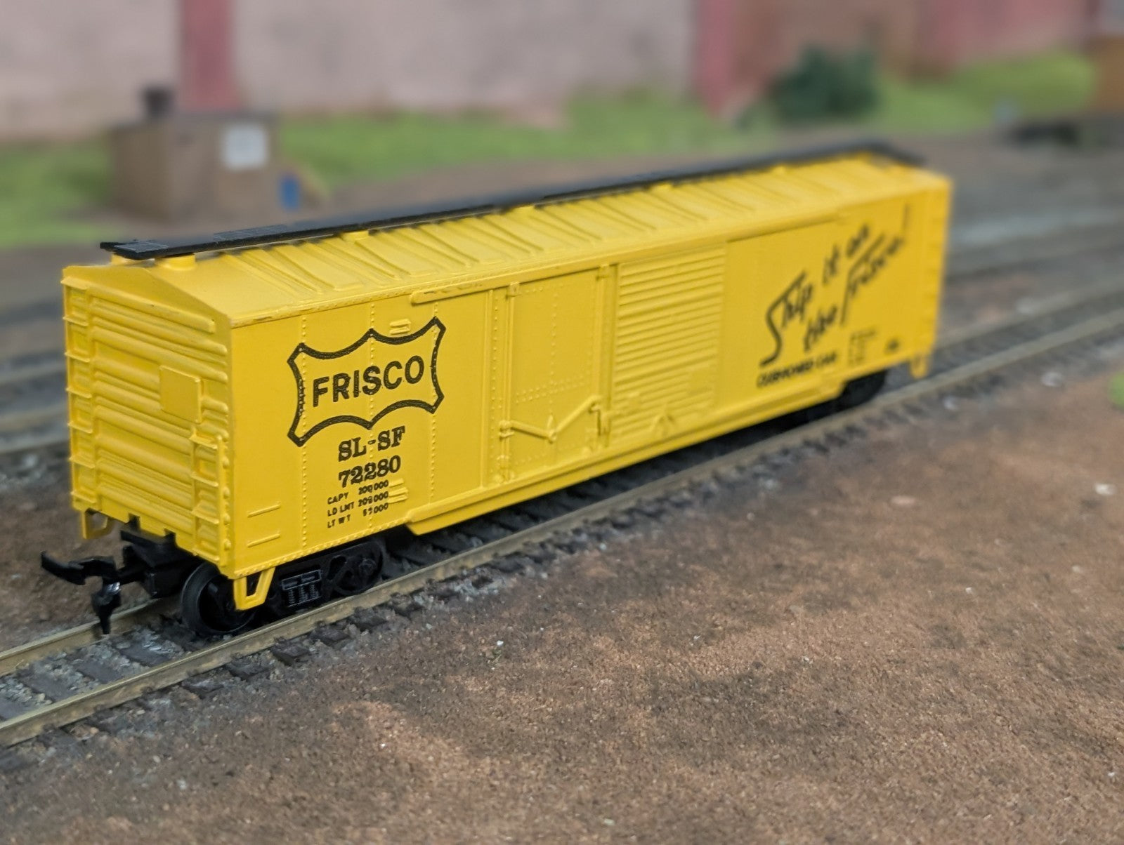 Athearn "Frisco" 50' Box train Car