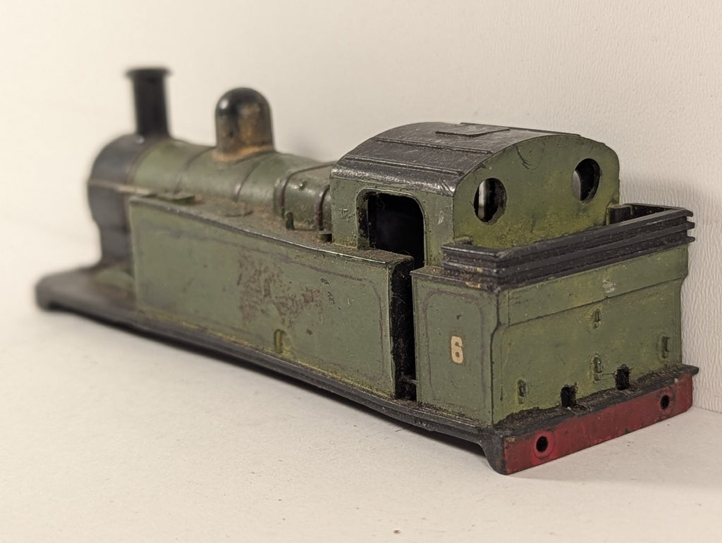 Tri-ang OO Gauge Class 3F Jinty 0-6-0T Steam Locomotive Repainted Green R.52