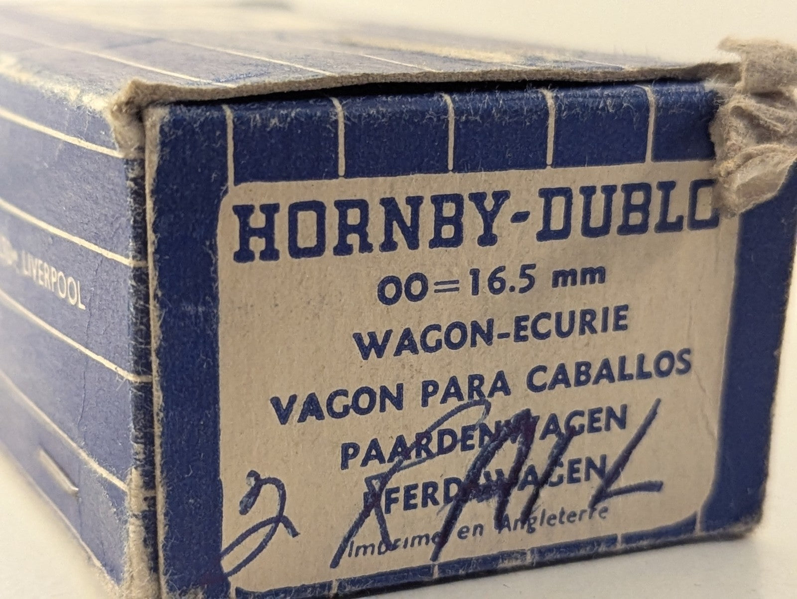 Hornby Dublo 32060 OO Gauge D1 Horse Box - Wrong Box
