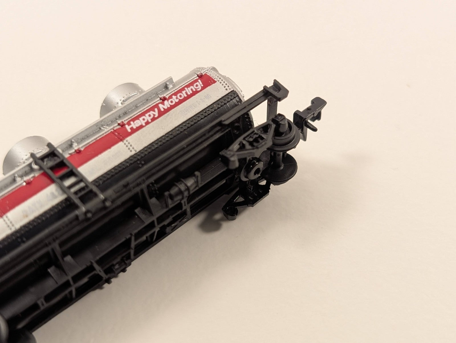 Model Power N Gauge No. 3411 Exxon Triple Dome Tank Car (Missing Wheel Set)