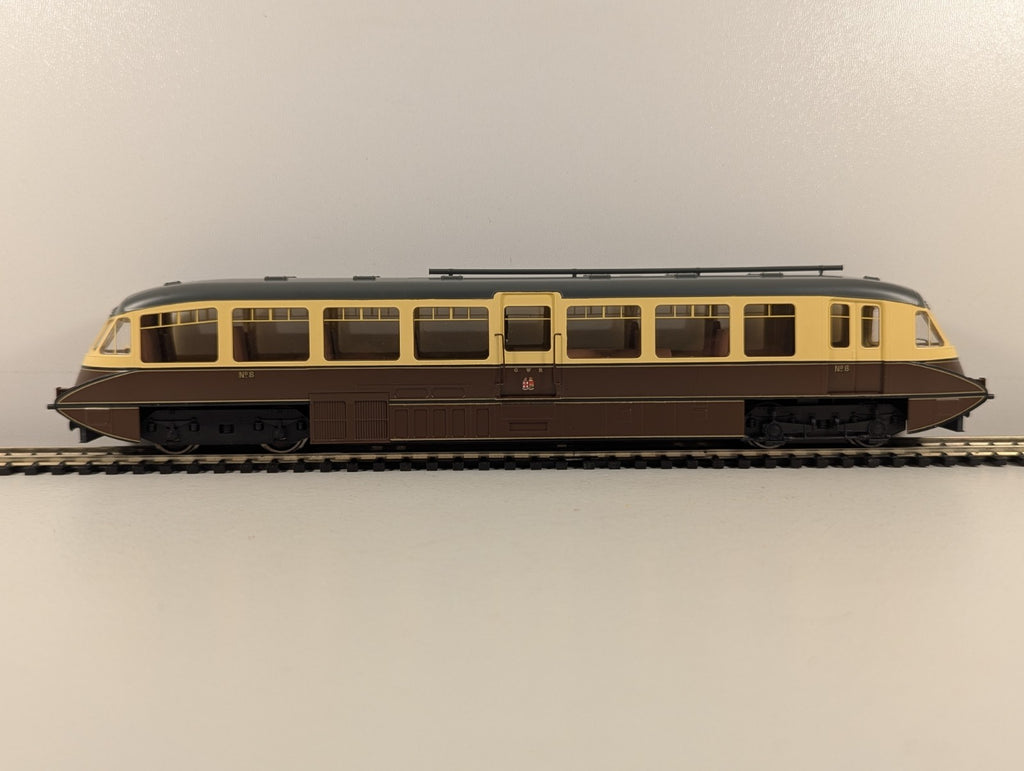 Dapol 4D-011-004 OO Gauge GWR Twin Cities Streamlined Railcar DCC Ready