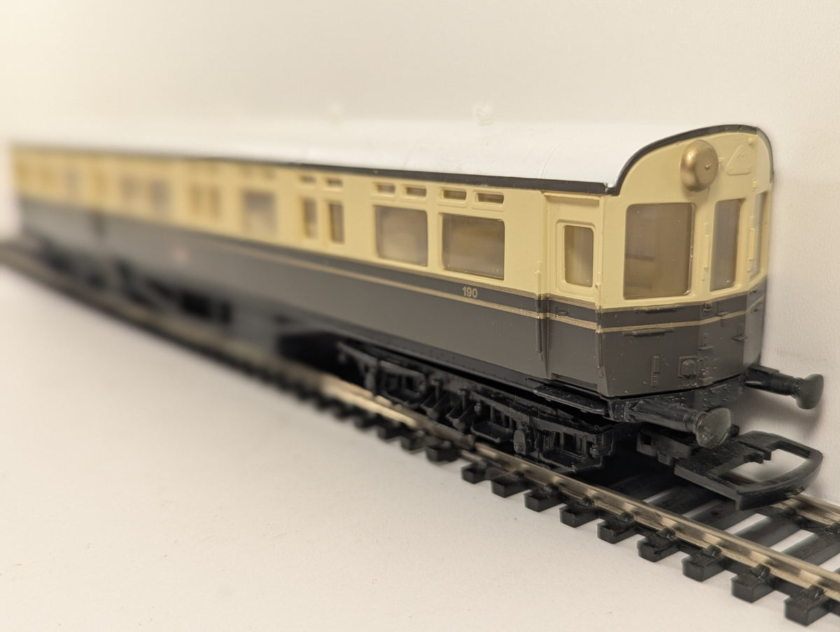 Hornby OO Gauge GWR Autocoach Passenger Coach 190 GWR Chocolate and Cream R4026