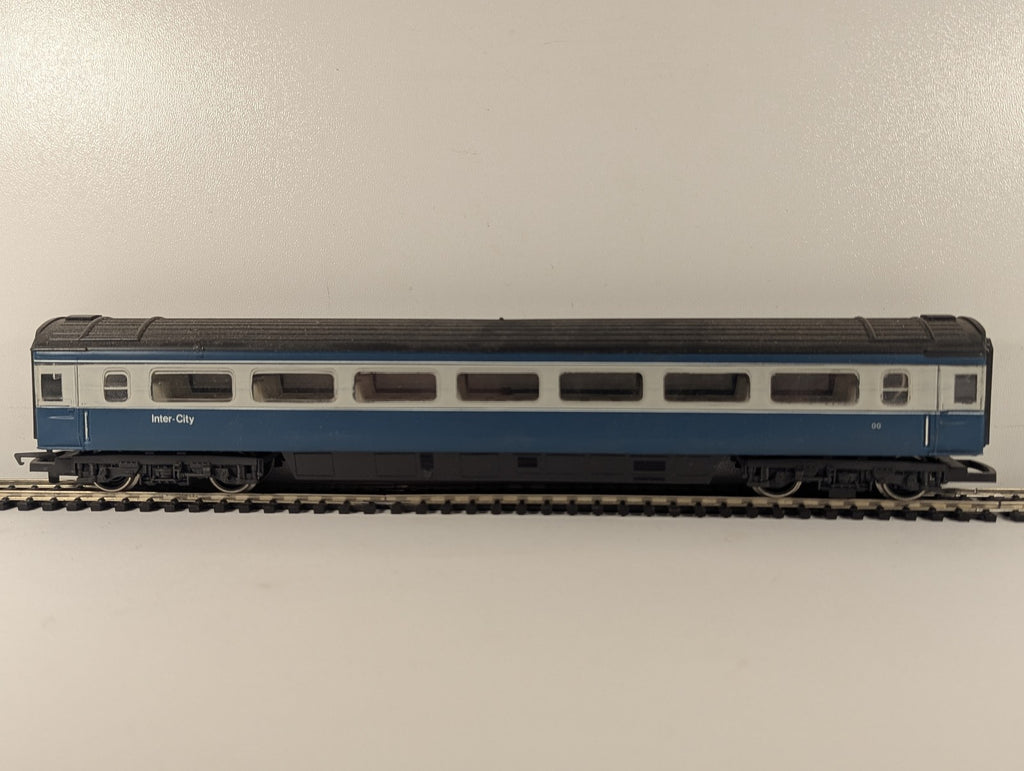 Hornby OO Gauge BR Mk3 Open Second Coach Passenger Coach BR Blue & Grey R439