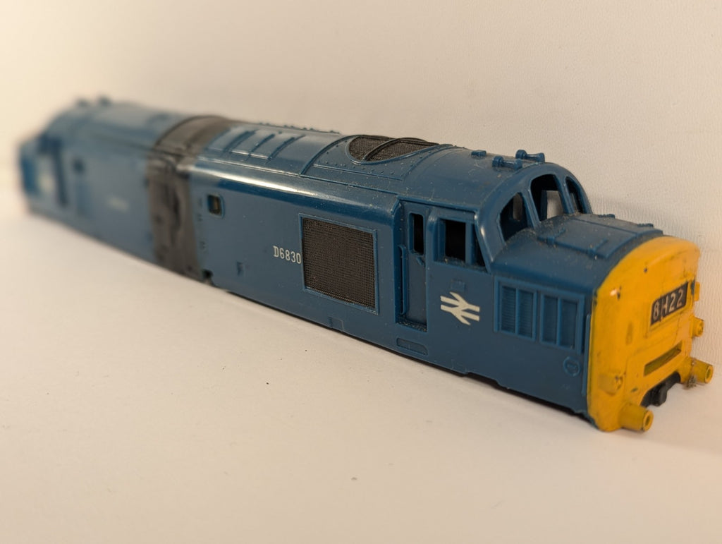 Tri-ang Hornby OO Gauge Class 37 Body Shell - Spares/Repairs