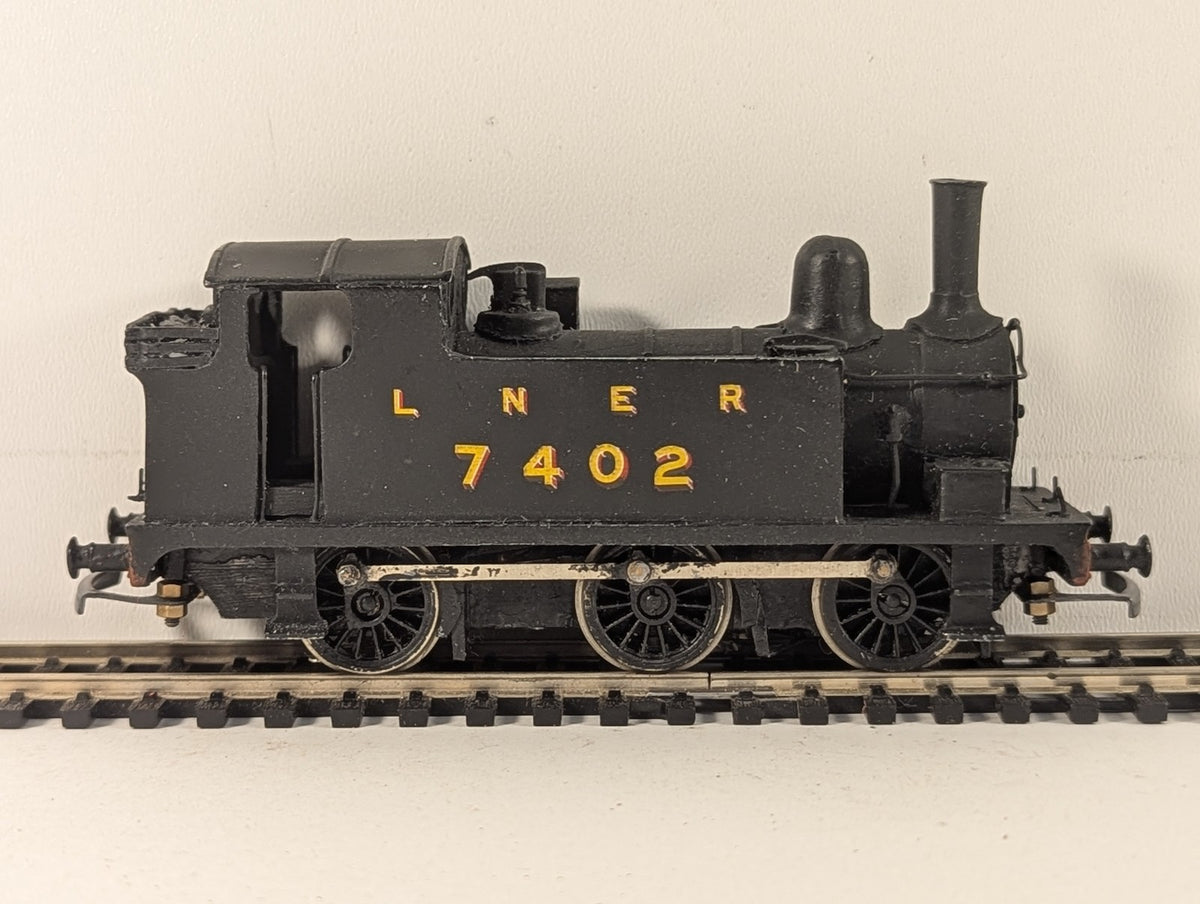Wills Finecast OO Gauge LNER (Ex GE) J69 Steam Locomotive 7402 LNER Black