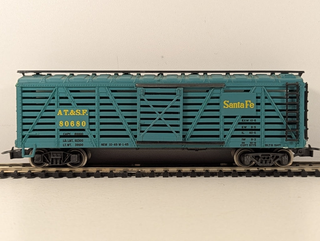 Bachmann HO Gauge 40ft Stock Car AT&SF 80680 Santa Fe Turquoise