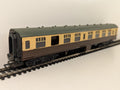 Kitmaster OO Gauge BR Mk1 Coach Chocolate & Cream