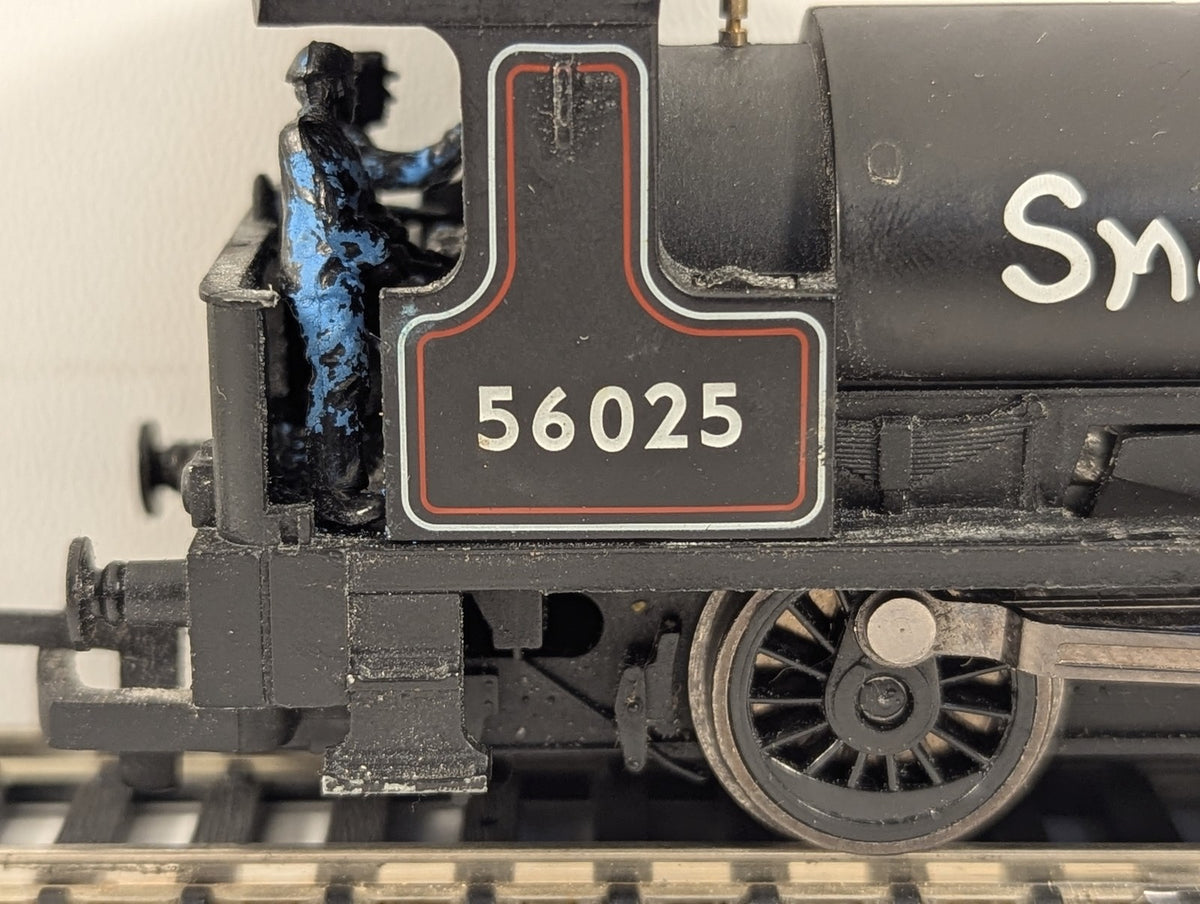 Hornby OO Gauge Class 0F 0-4-0ST Smokey Joe Steam Locomotive 56025 BR Black