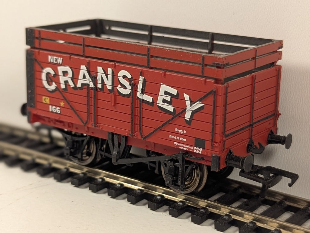 Bachmann Branchline OO Gauge New C. Ransley Red 7 Plank Wagon with Coke Rails