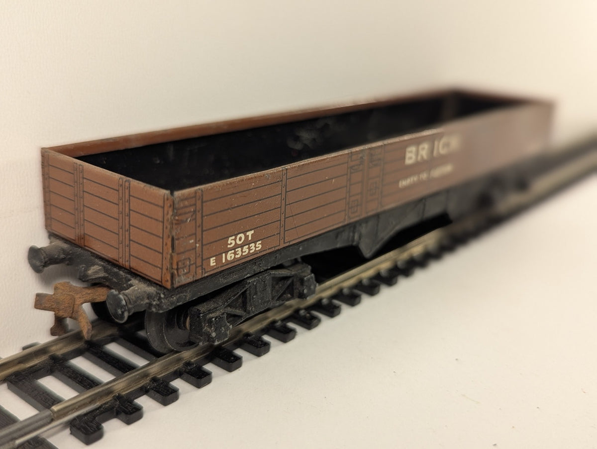 Hornby Dublo OO Gauge BR 50-Ton Brick Wagon 'Empty to Fletton' Goods Wagon
