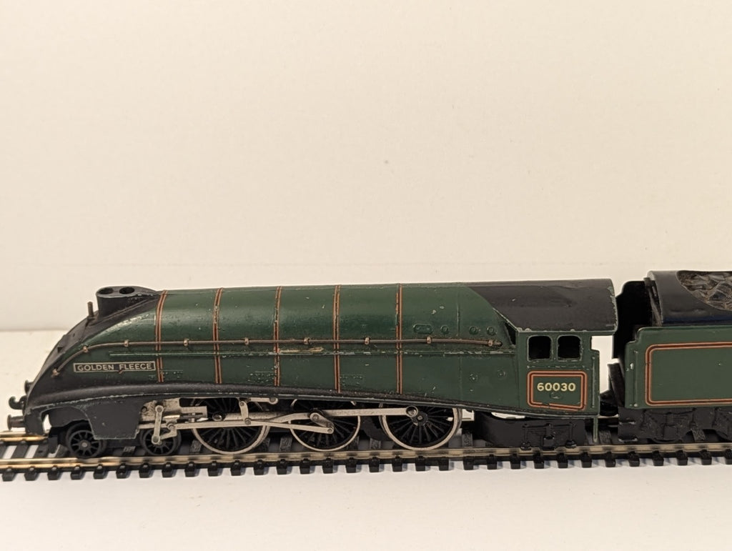 Hornby Dublo OO Gauge Class A4 60030 Golden Fleece BR Green Steam