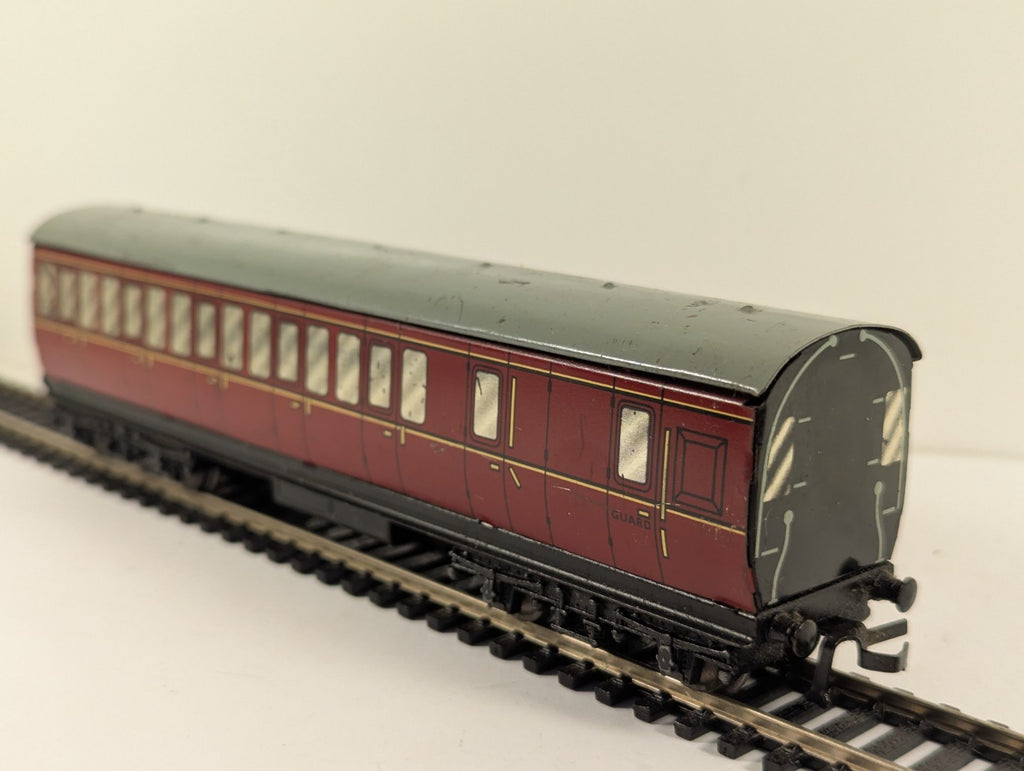 Hornby Dublo OO Gauge BR Maroon Suburban Brake Coach