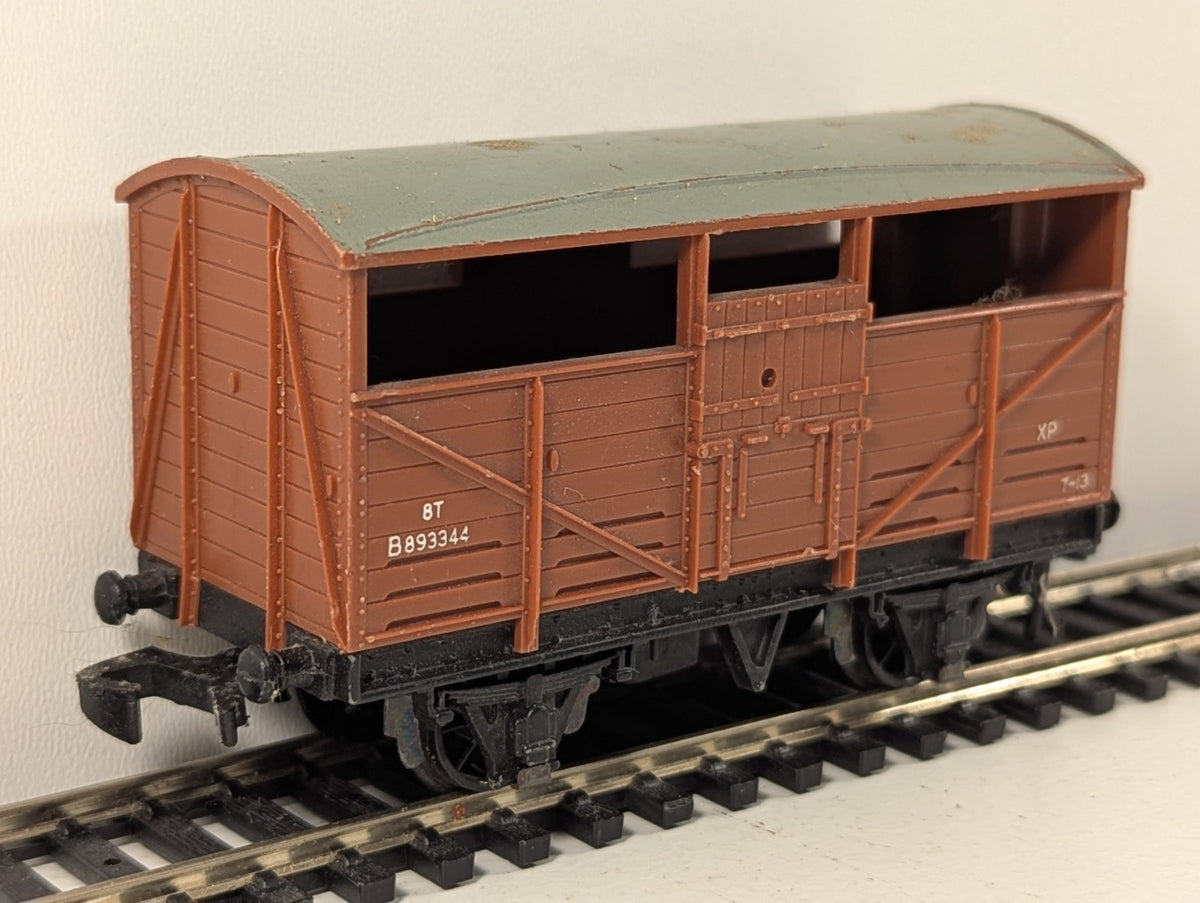 Hornby Dublo OO Gauge 8T Cattle Wagon SD6 B893344